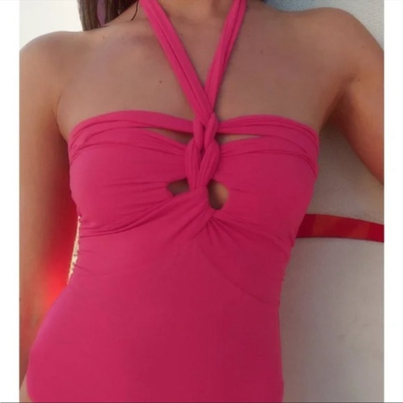 ZARA Swimsuit hot pink Barbie - Picture 2 of 4